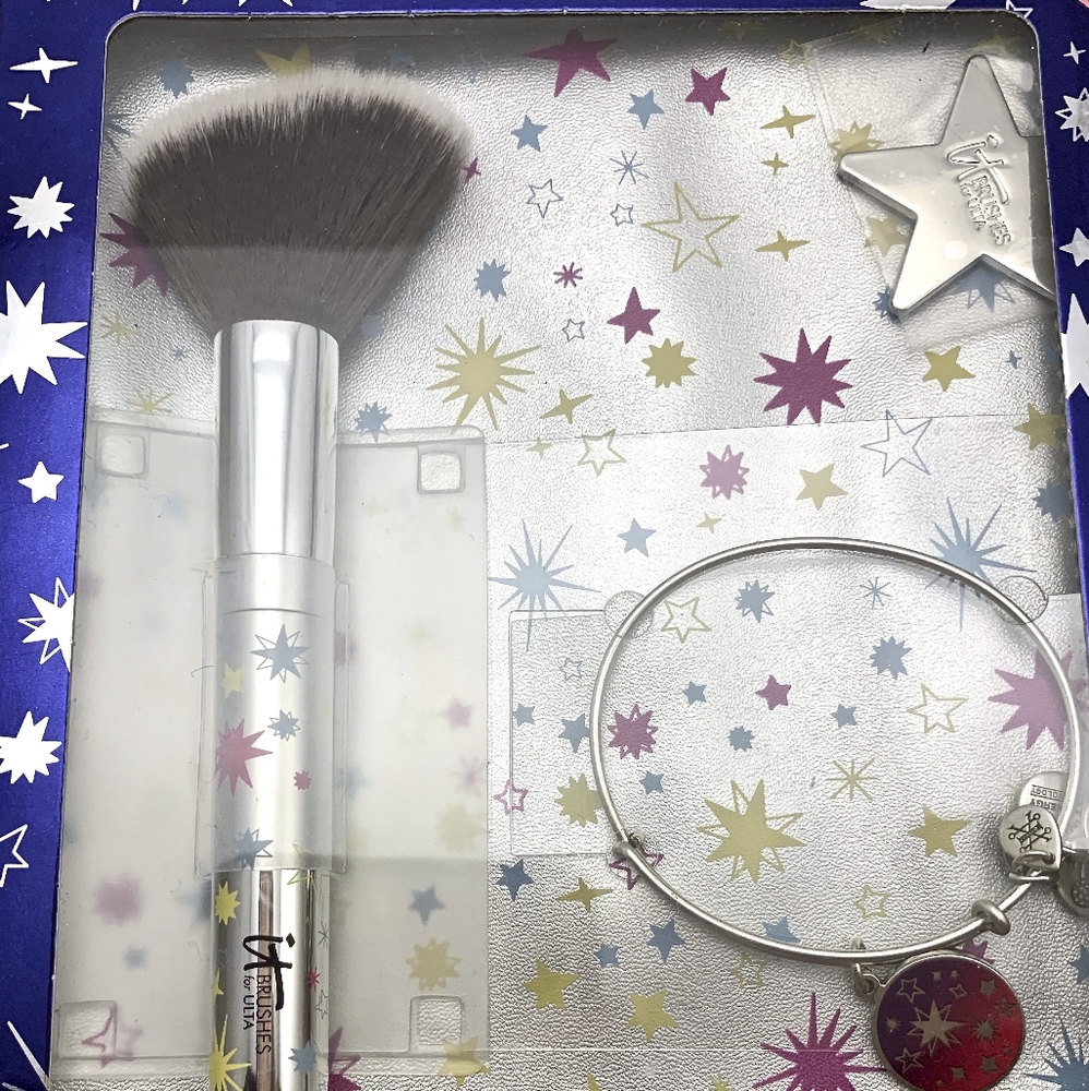 Alex and Ani x IT Cosmetics Brush and Bracelet - Picture 3 of 4